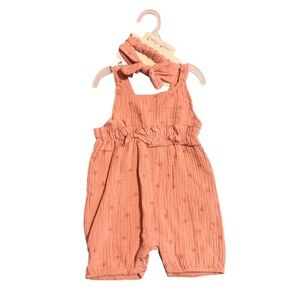 NWT Emily and Oliver Romper ☀️